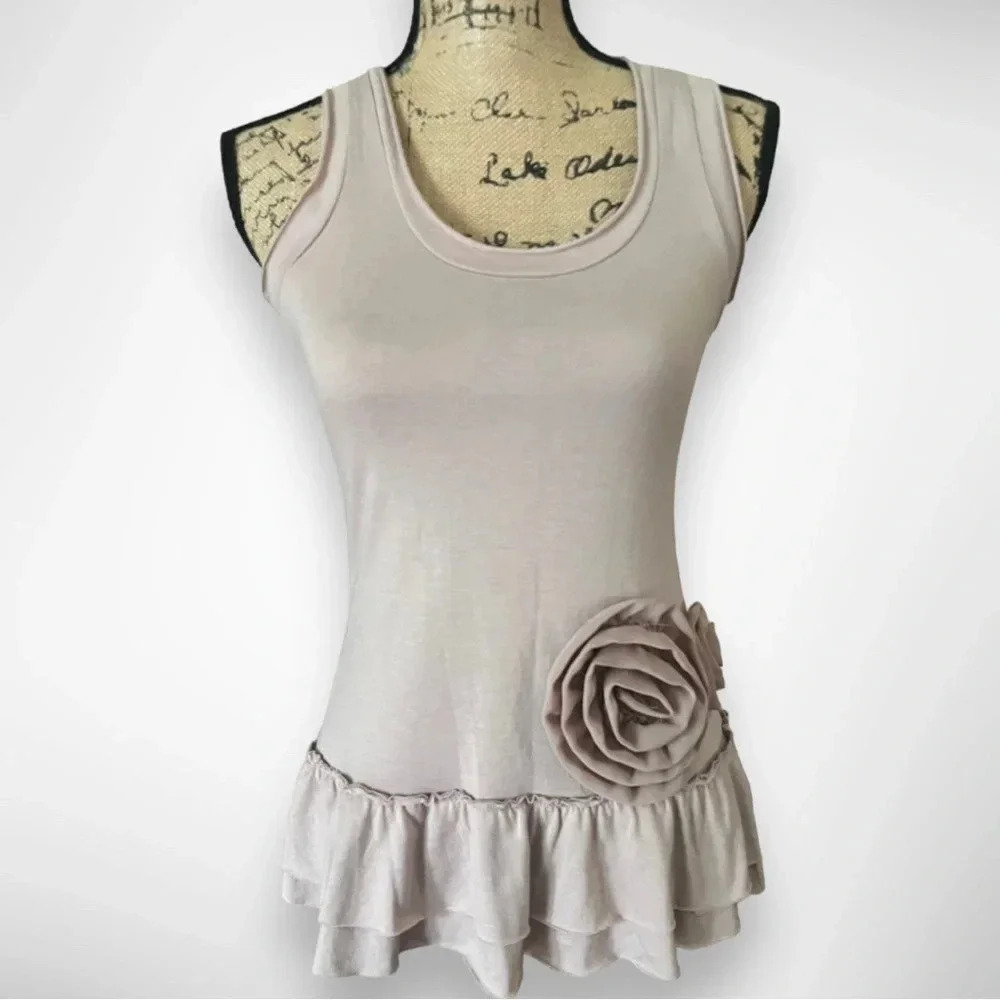 MISS CHIEVOUS Mauve Drop‎ Waist Sleeveless Top With Rose Detailing Small | EUC